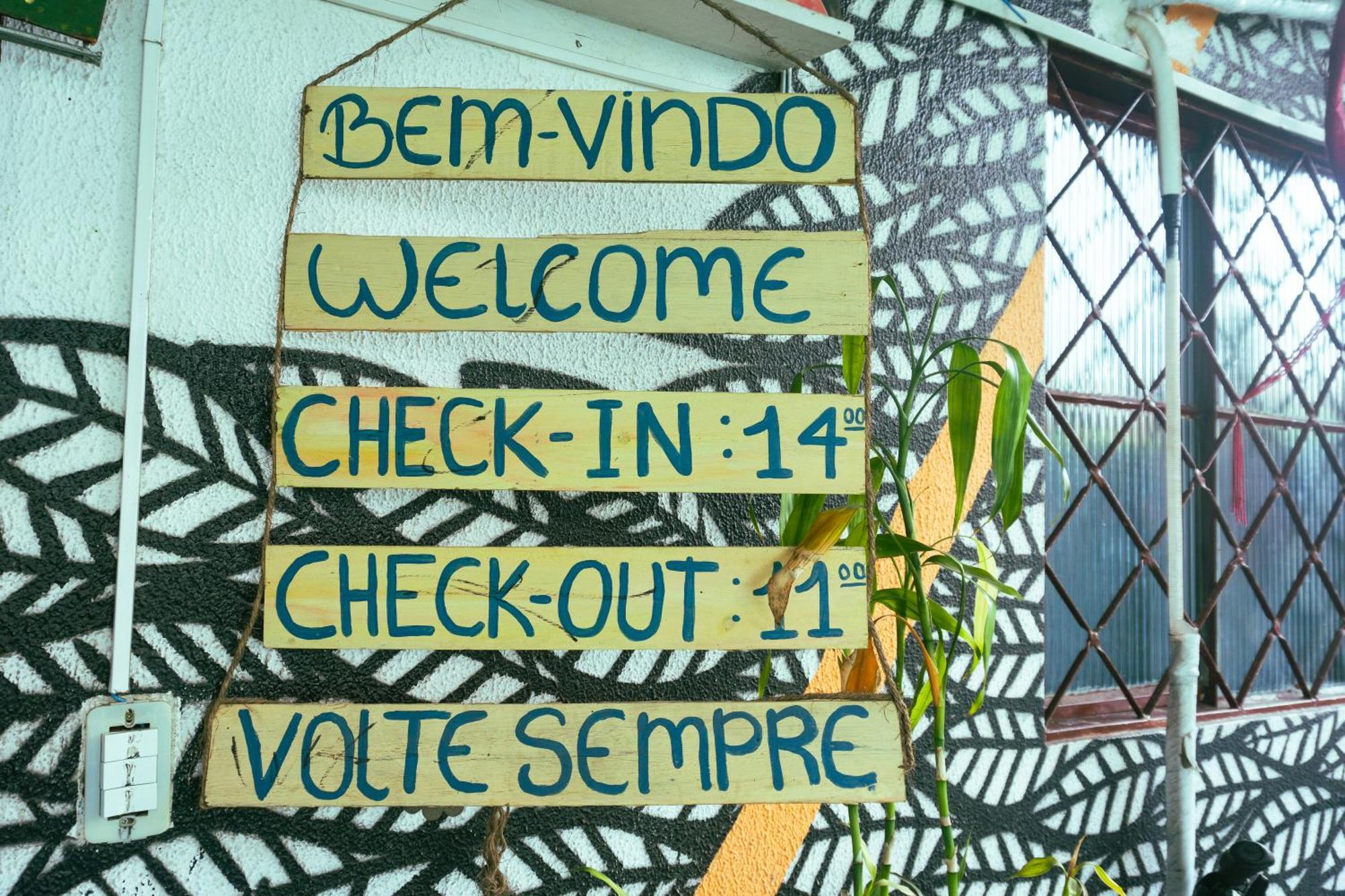 Oceanic Hostel Balneário Camboriú Zewnętrze zdjęcie
